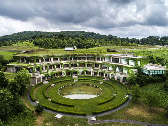 舊照揭秘美國秘密基地 為躲避核災難而建